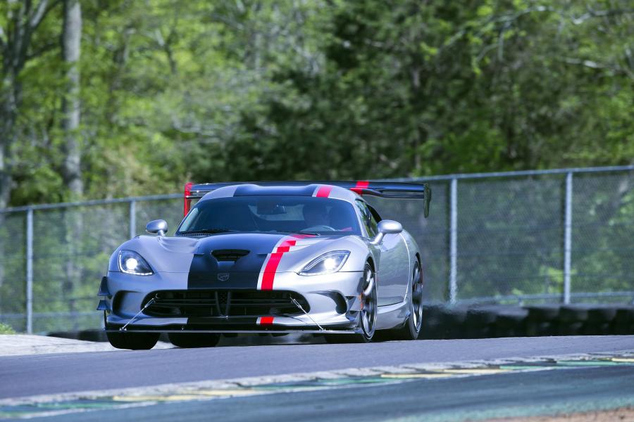  Dodge Viper ACR (VX) 2015 года  (фото 25 из 91)